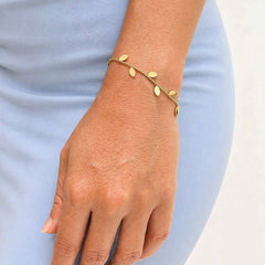 Gold Leaf Charm Chain Bracelet