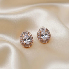 Zarcoon Trendy Stud Tops – Elegant Everyday Earrings