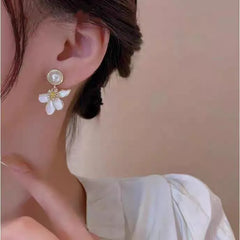 9 two 5 Most demanded Flower Earring