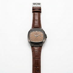 Noble Collection dark-colored bezel & brown leather strap Watch