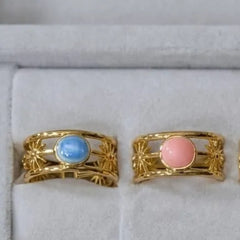 Gold Starburst Motif Single Stone Ring