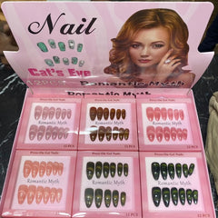 Romantic Myth Cat's Eye Nails