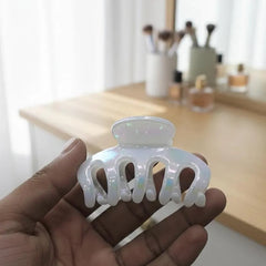 Plastic Hair Claw Clips In Assorted Pastel Colors