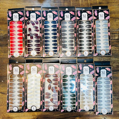 7To5 Talklee Shiny Artifical Nails With Free Stickers