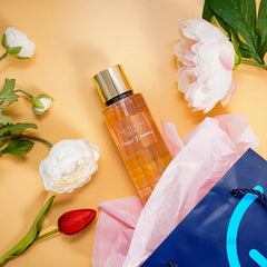 Victoria's Secret Amber Romance In Bloom Fragrance Body Mist - 250ml
