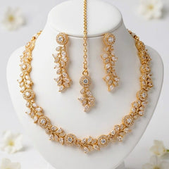 Elegant Cubic Zirconia Leaf Design Jewelry Set