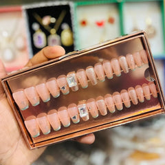 O.TWO.O Cosmetics – Glitter Press-On Nails Set