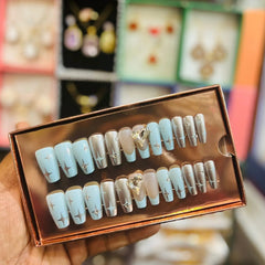 O.TWO.O Cosmetics – Glitter Press-On Nails Set