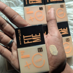 Maybelline - Fit Me Fresh Tint Spf 50 + Vitamin C Foundation