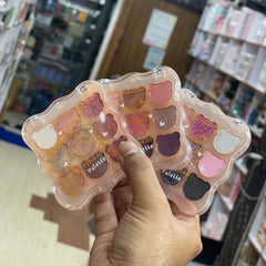 MSYAHO Cute Bear 9-Color Eyeshadow Palette