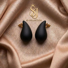 Elegant Teardrop Stud Earrings