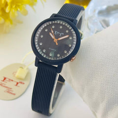 FT Women's Round Cushion-Shaped Quartz Fashion Watch
