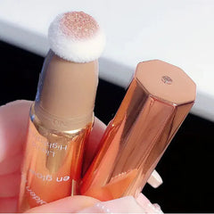 Miss Lara Golden Glow Liquid Highlighter With Puff - Each