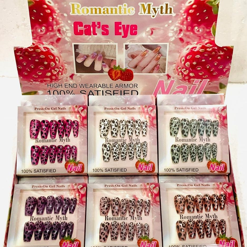 Romantic Myth Leopards Cat's Eye Press-On Gel Nails