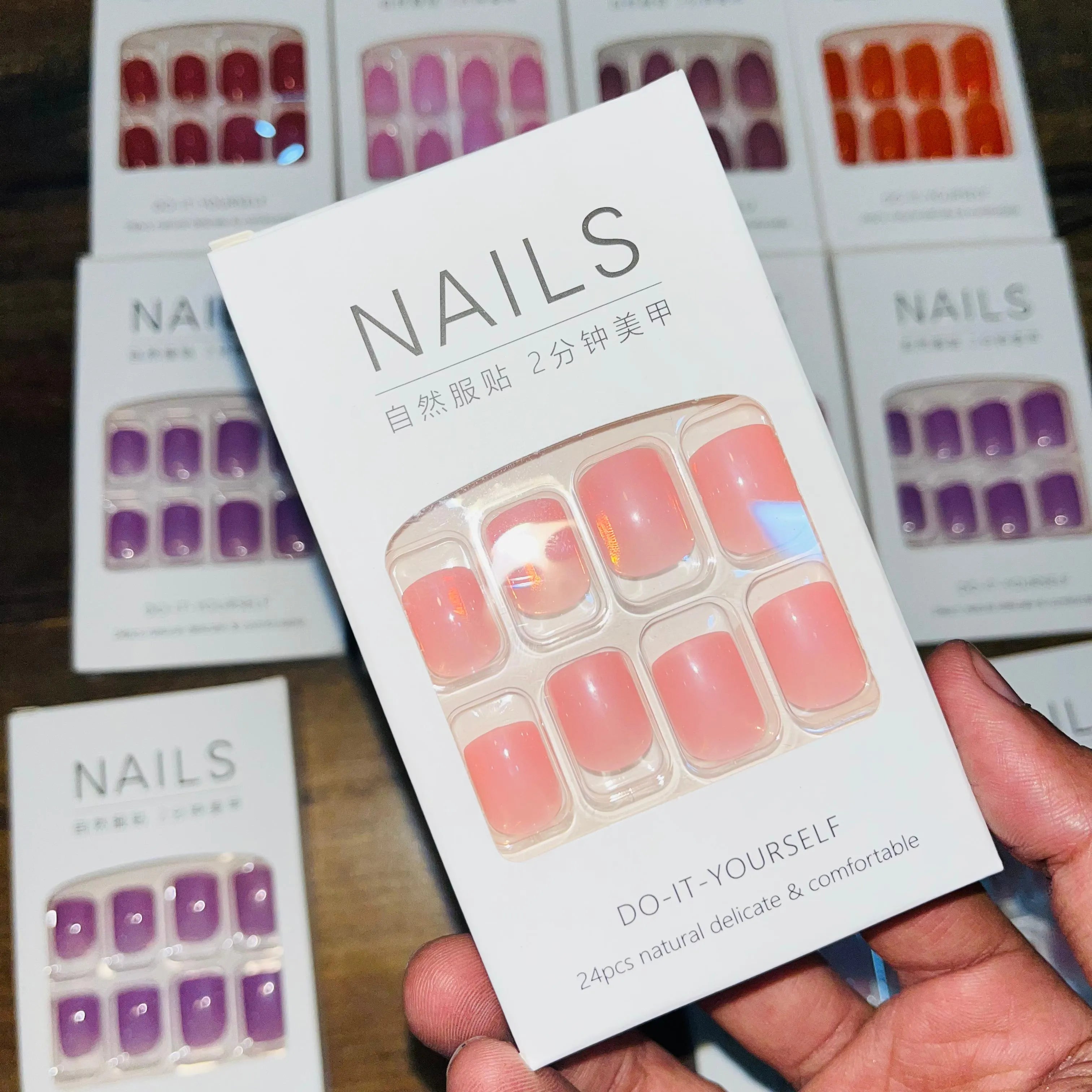 Stylish Artifical Nails With Free sticker (24 Pcs)