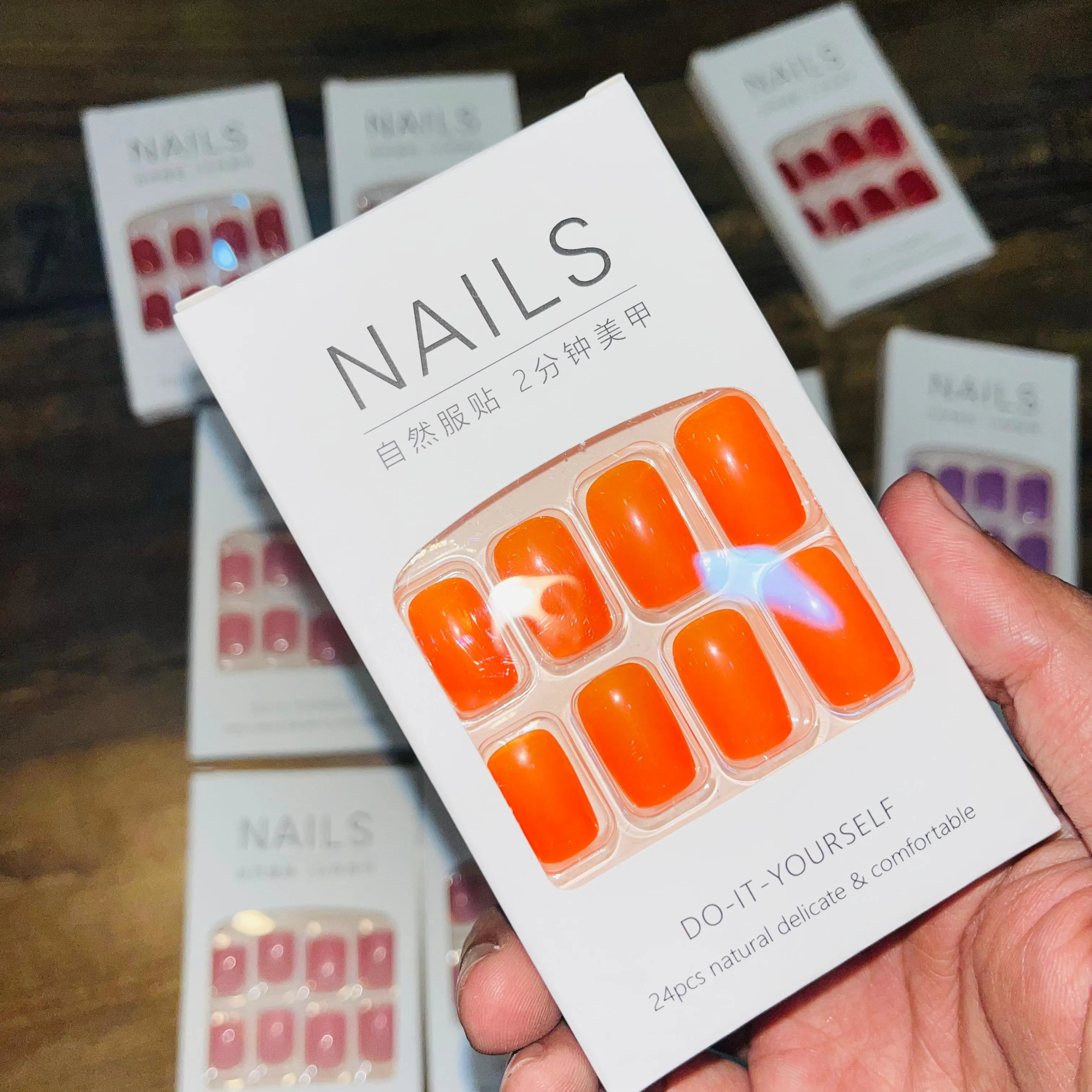 Stylish Artifical Nails With Free sticker (24 Pcs)