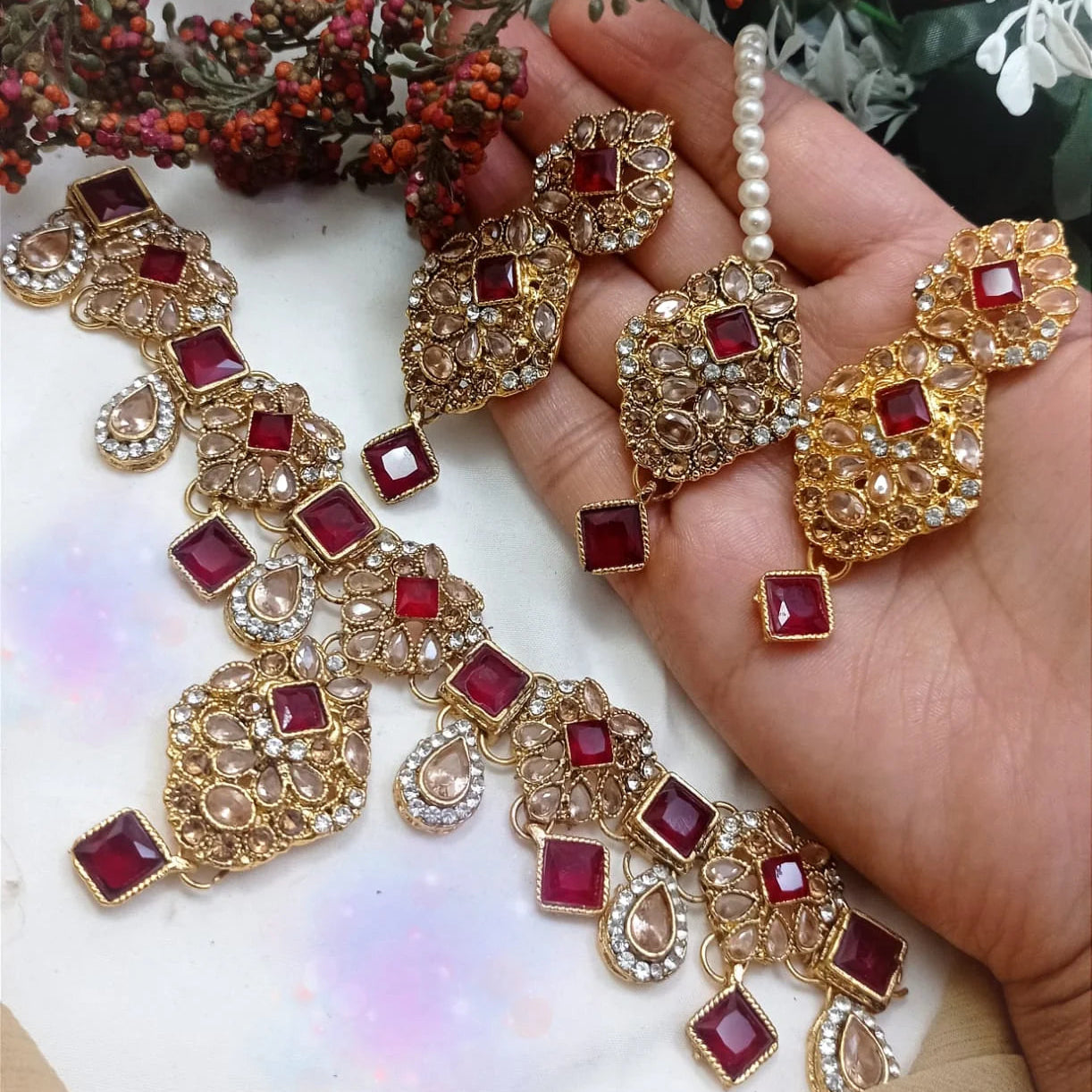 Antique Necklace Set - Stone Work