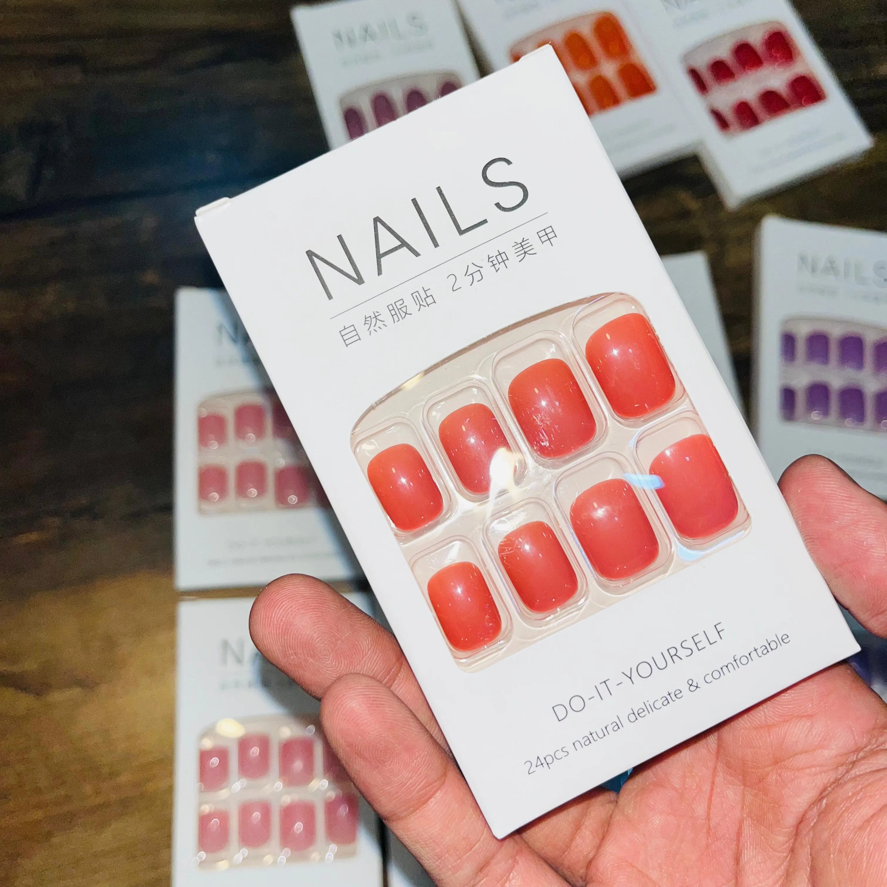 Stylish Artifical Nails With Free sticker (24 Pcs)