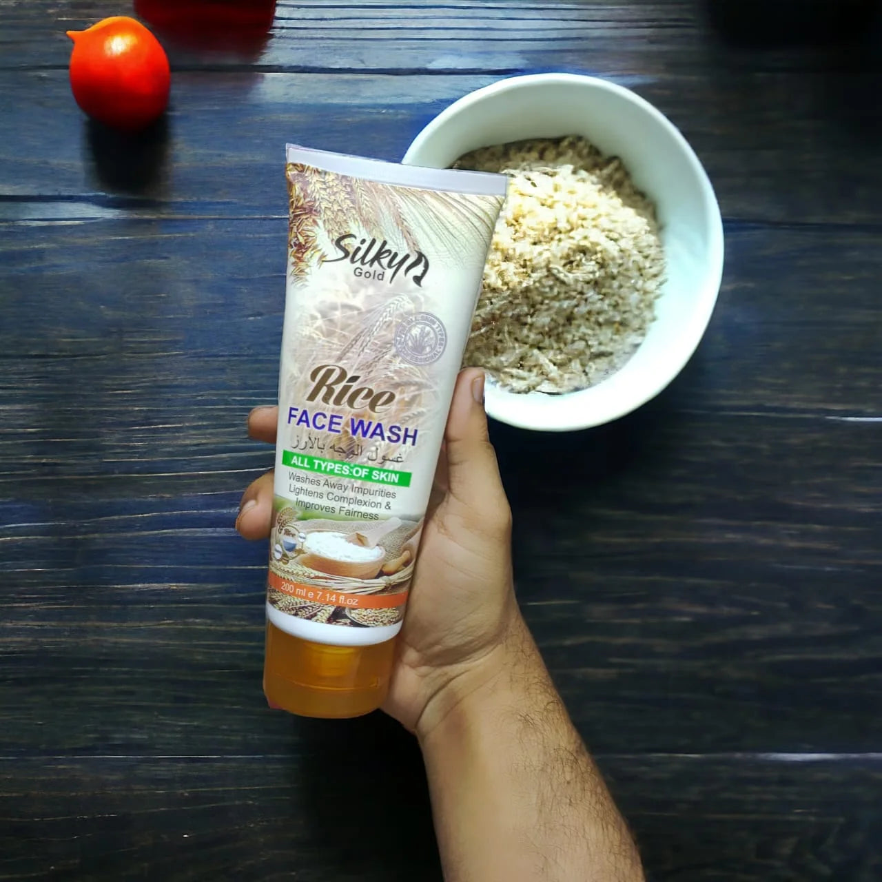 Silky Gold Rice Face Wash - 200ml