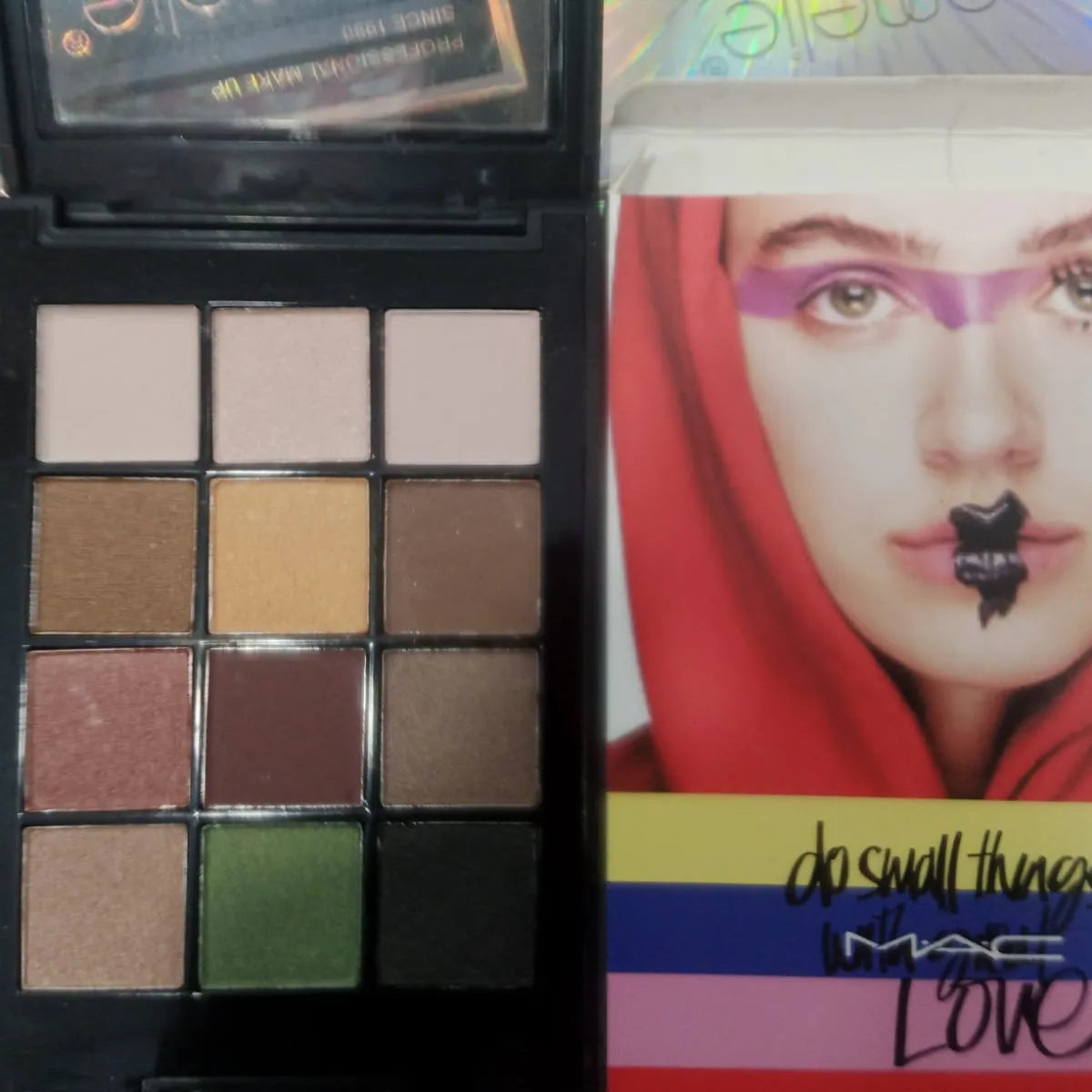 Mac 12 Colors Eyeshadow Palette