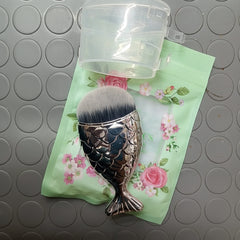 Silver-Colored Fish-Tail Mermaid Makeup Brush