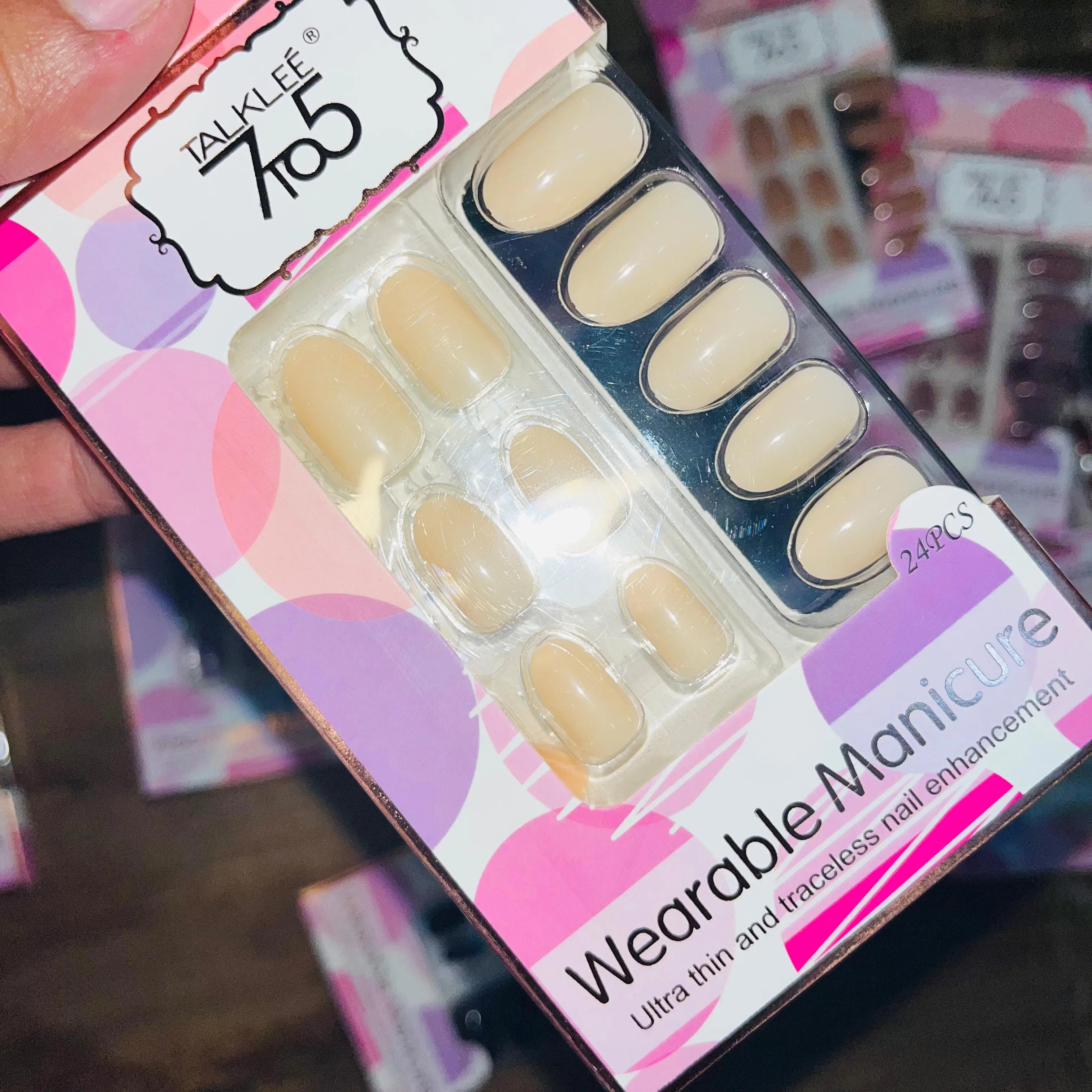 7To5 Talklee Wearable Artifical Nails With Free Stickers