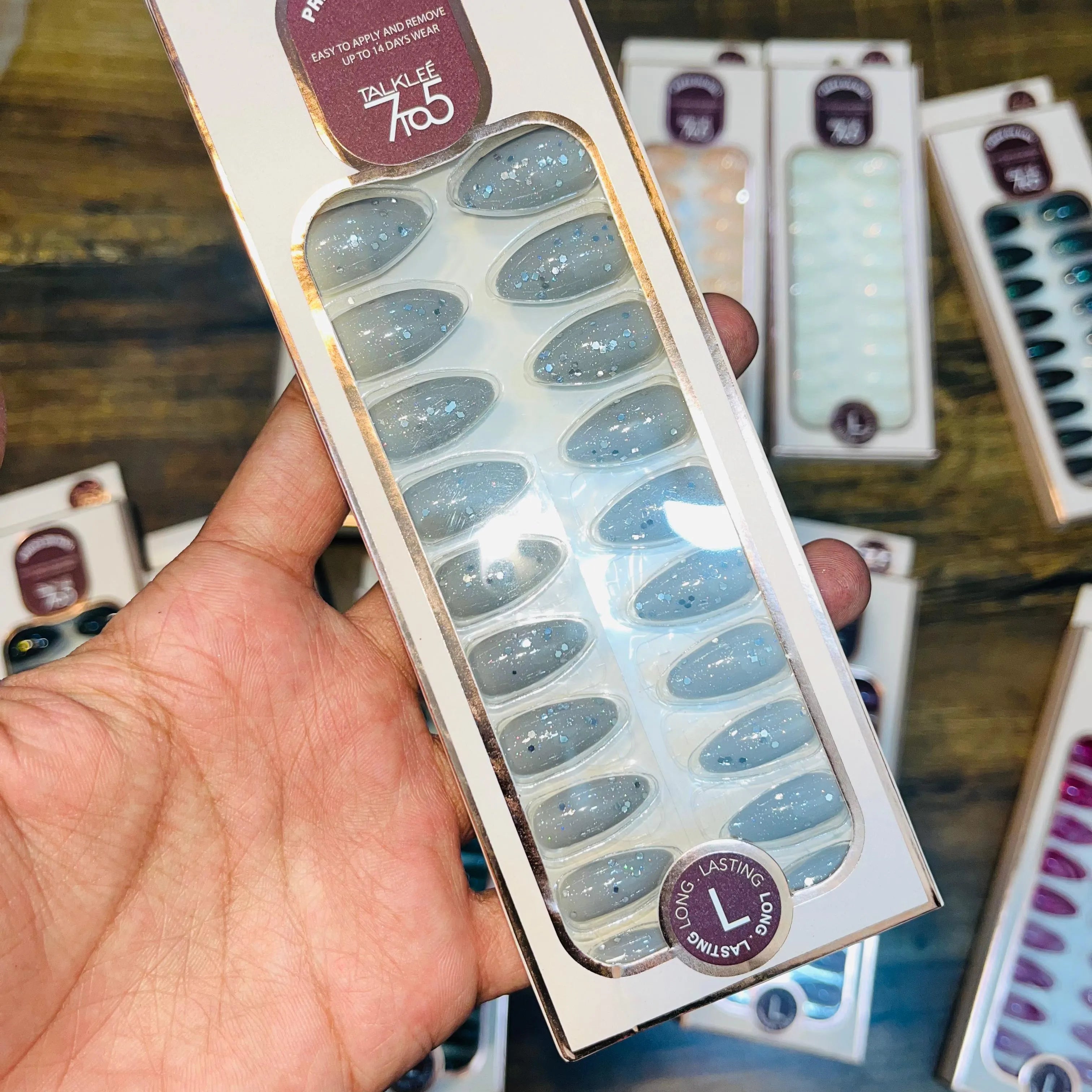 7To5 Talklee Press On nails Artifical Nails With Free Stickers