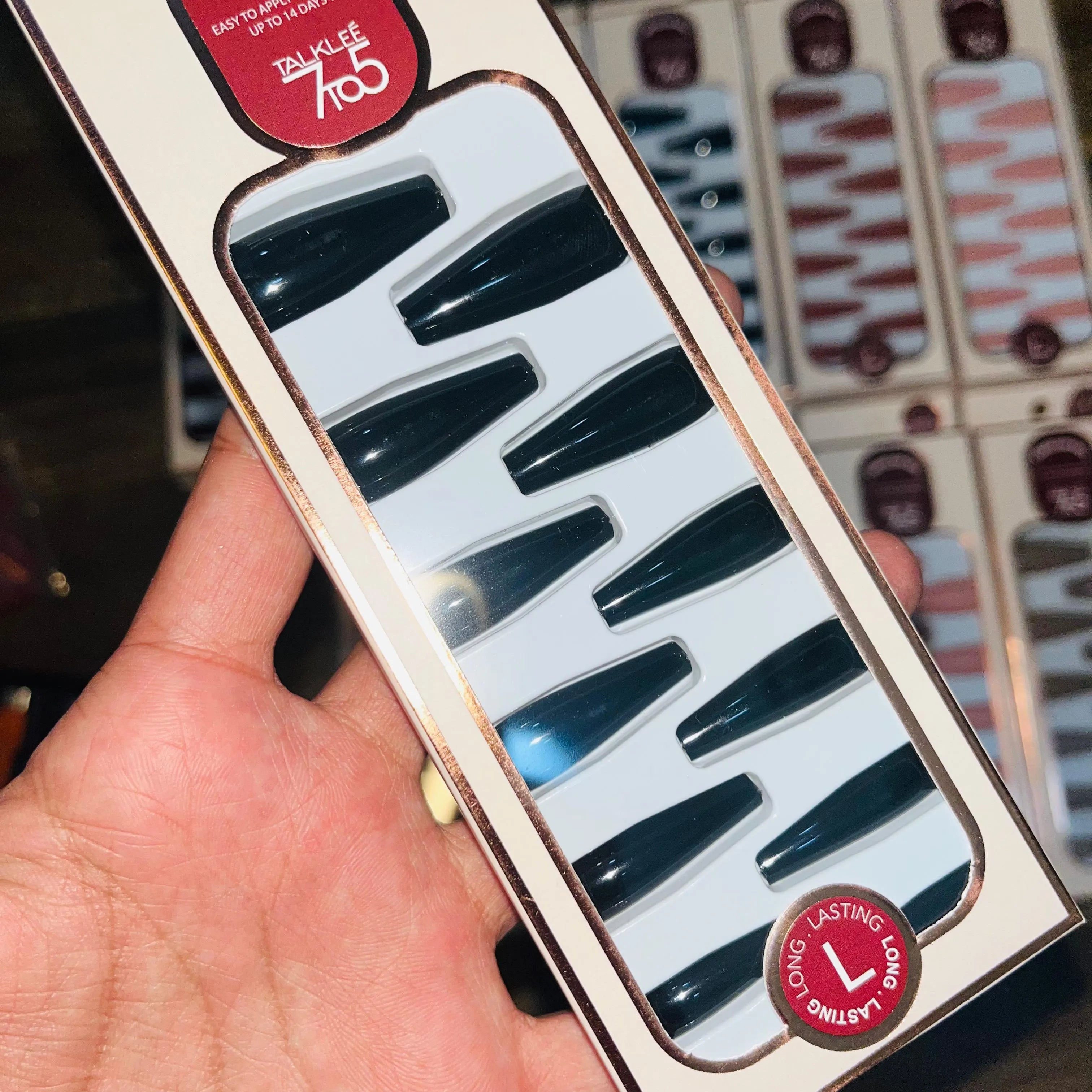 7To5 Talklee Stylish Artifical Nails With Free Stickers