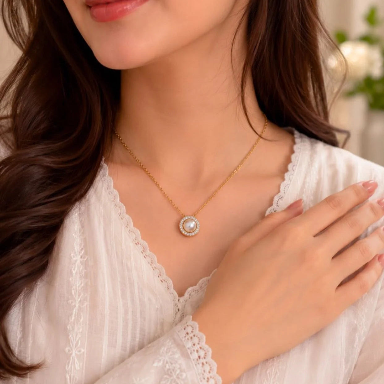 Elegant Gold Round Pearl Pendant Necklace - Each