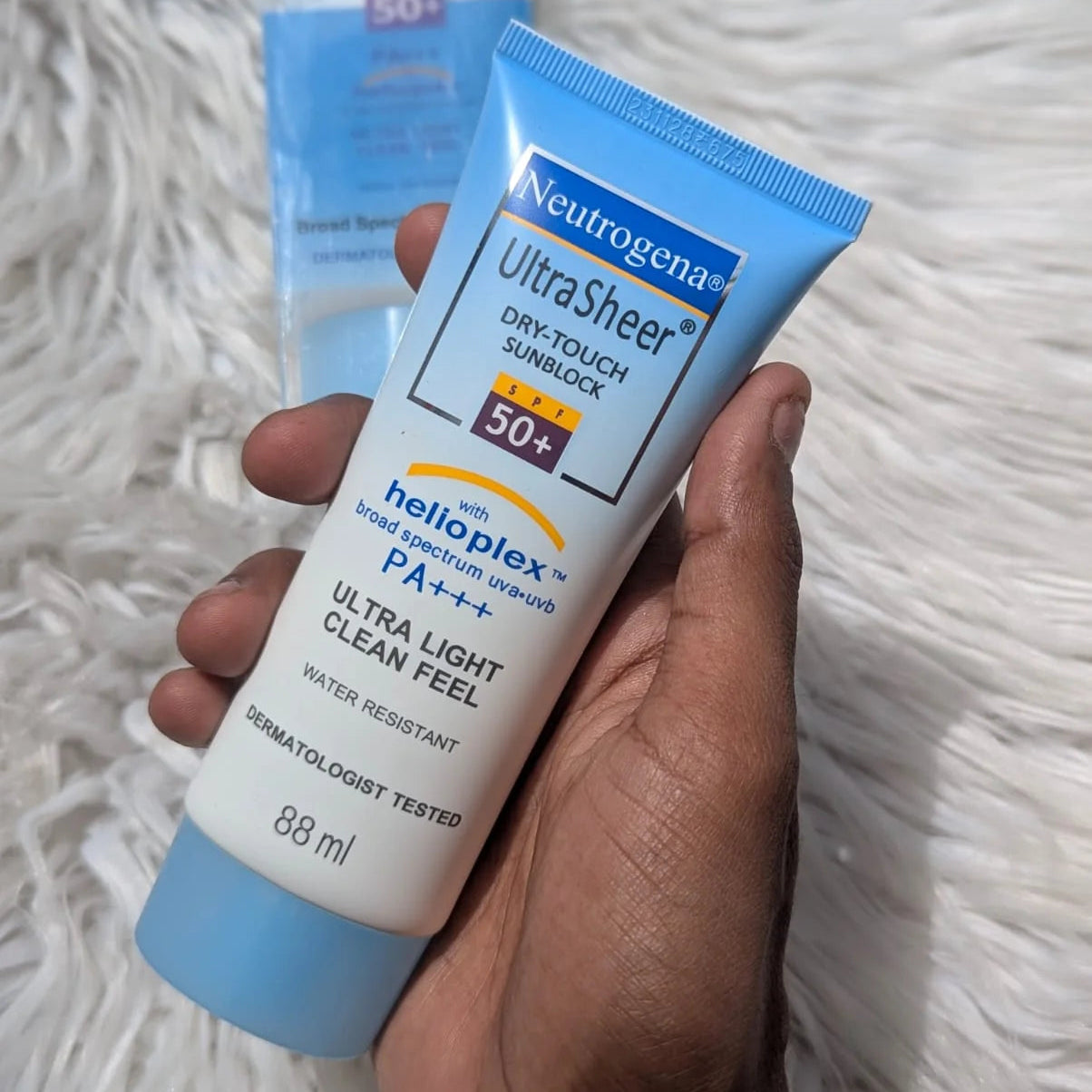 Neutrogena Ultra Sheer Sunblock - 88ml