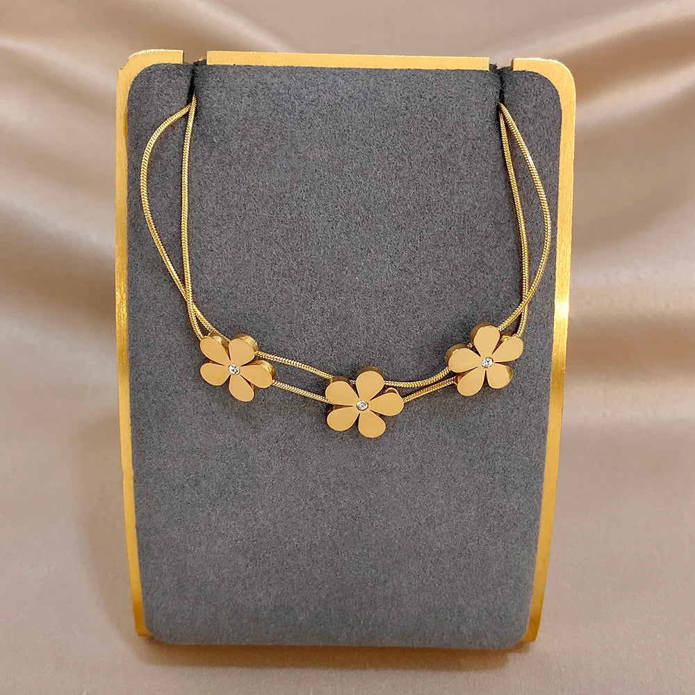 Stainless steel  Flower bracelet  - Each