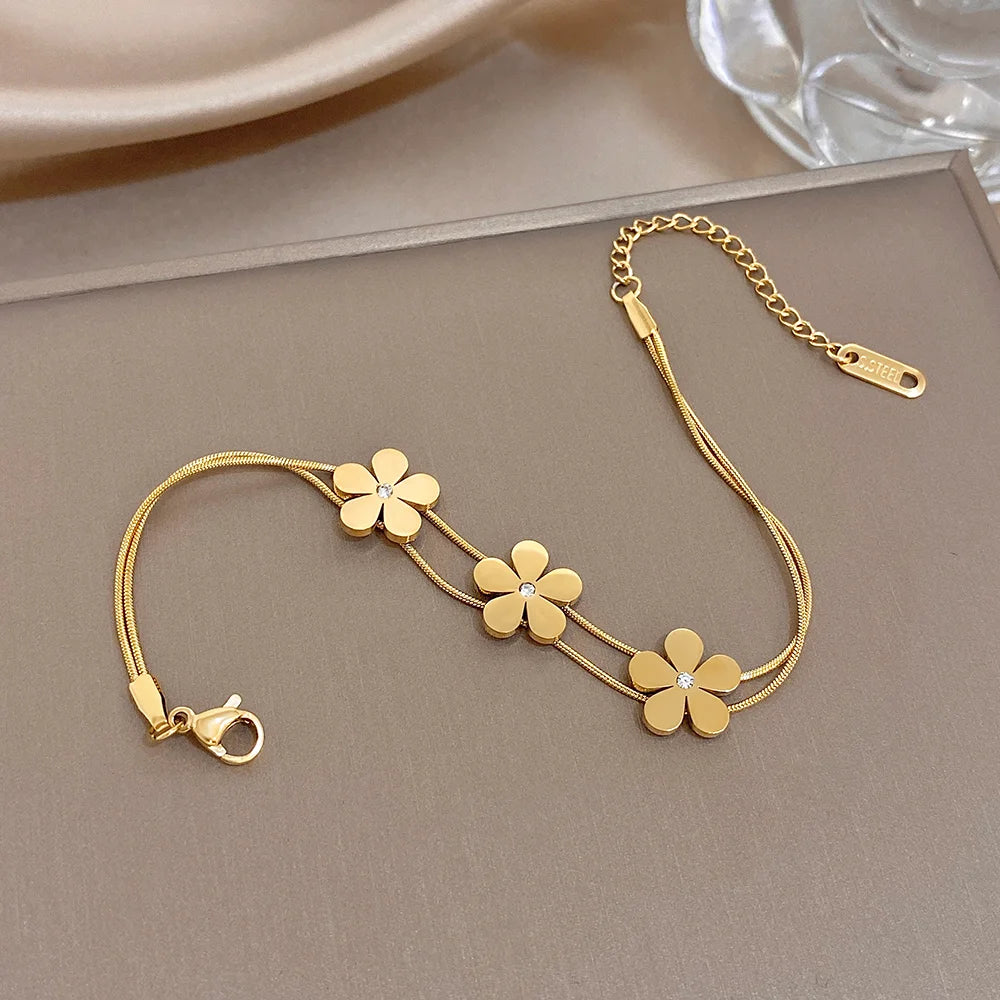 Stainless steel  Flower bracelet  - Each