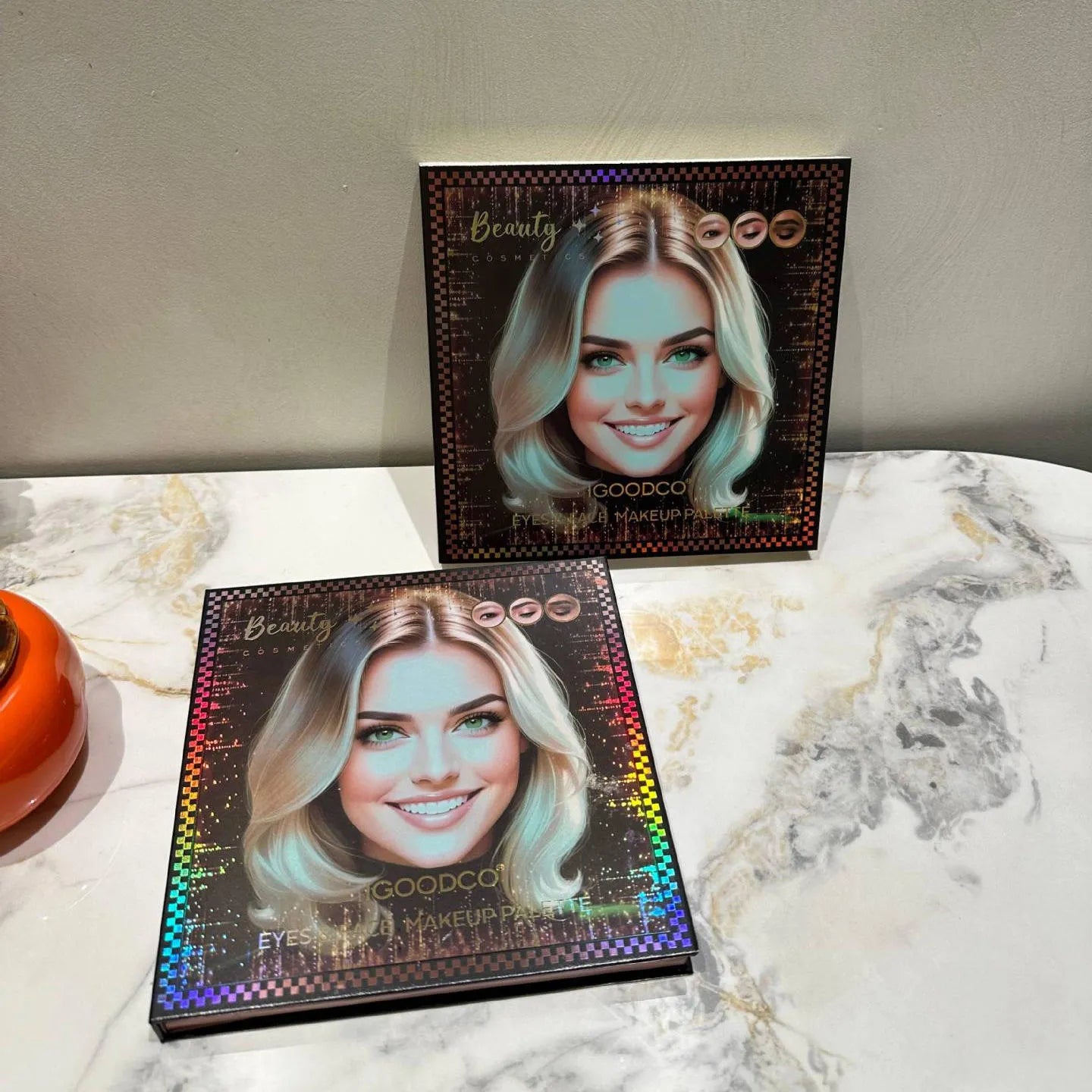 IGOODCO 55-Color  Eye Shadow with Brush Book Stage