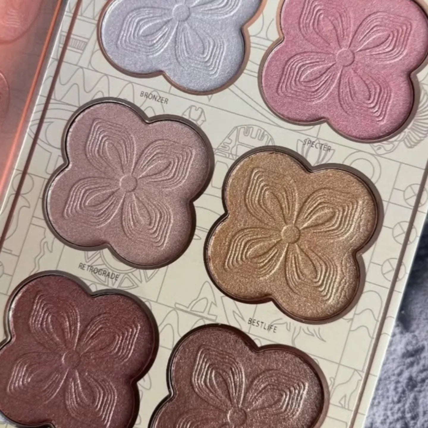 Sheglam 6 in 1 Beauty Book