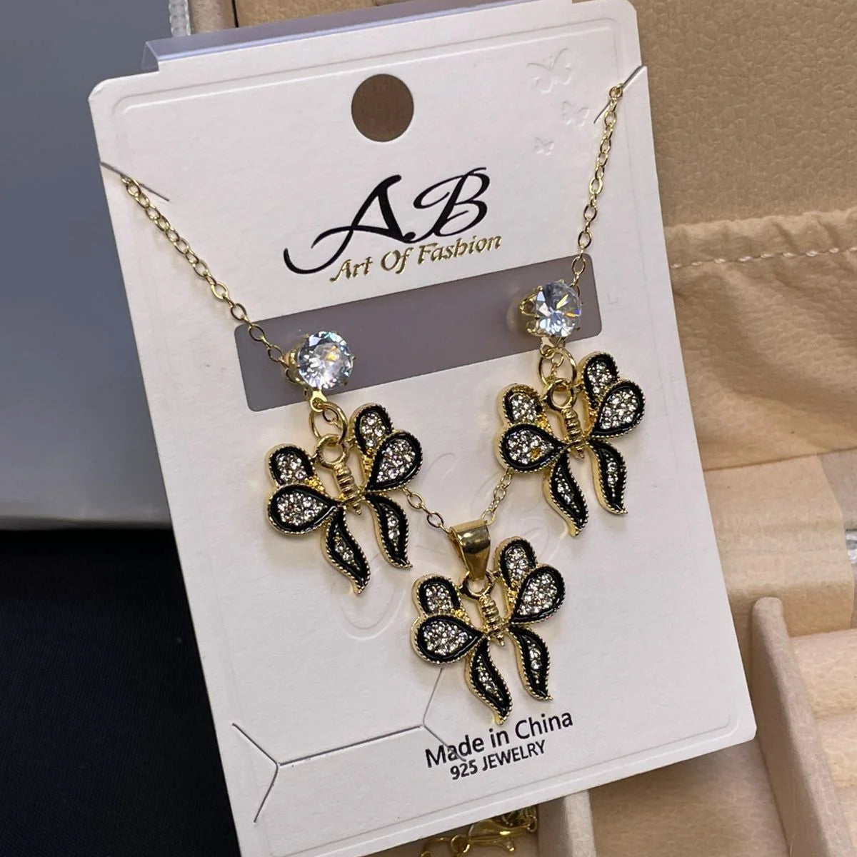 Women’s Necklace & Earrings Set – Each