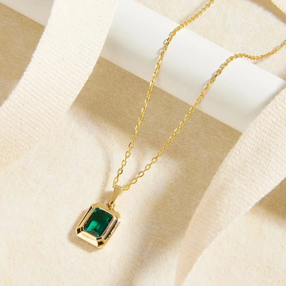 Stainless steel Green stone Pendant Necklace - Each