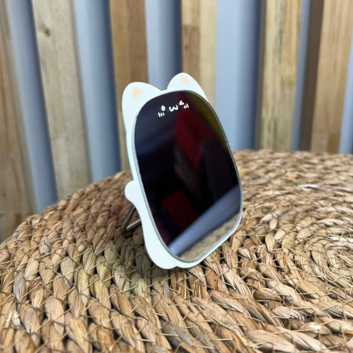 cat-shaped kawaii-style table mirror - Each
