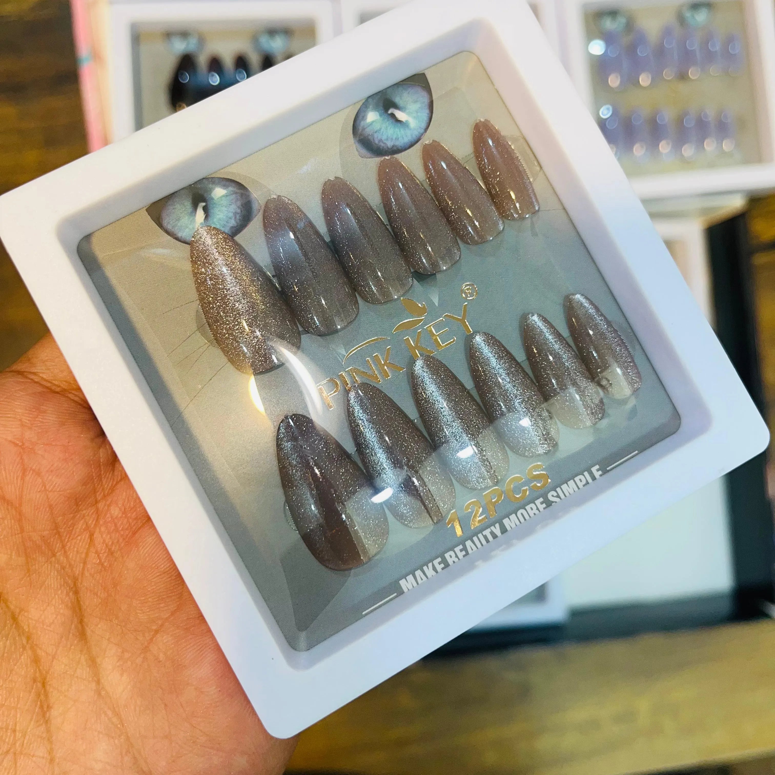 Pink key Stylish Artifical Nails With Free Stickers 12 Pcs