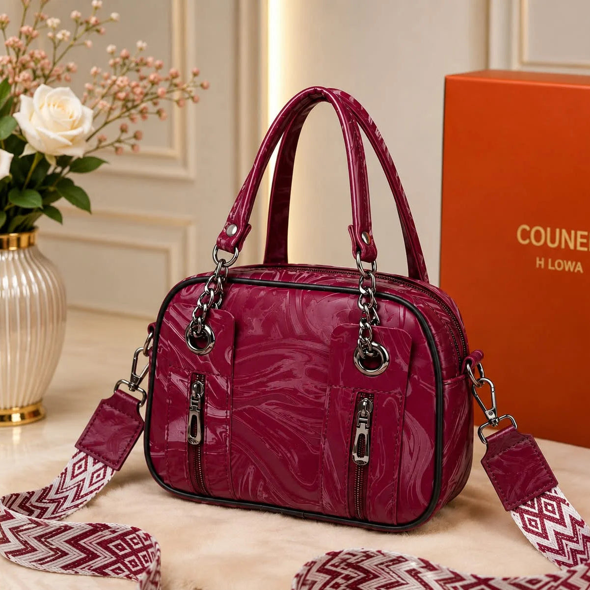 COUNER H LOWA Textured Shoulder Bag