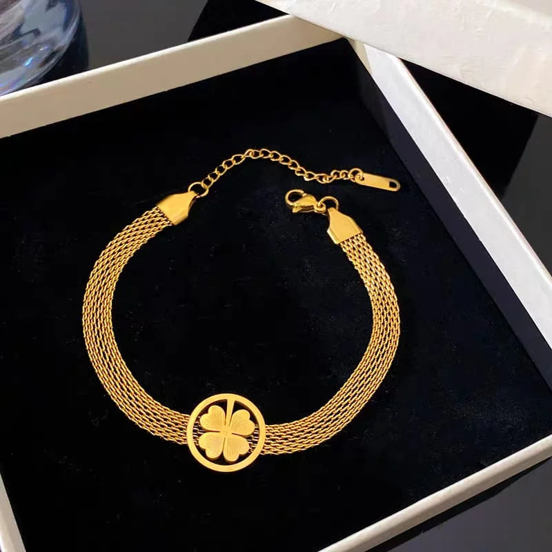 Stainless Steel Luxe Clover Chain Bracelet - Polished Gold - Each