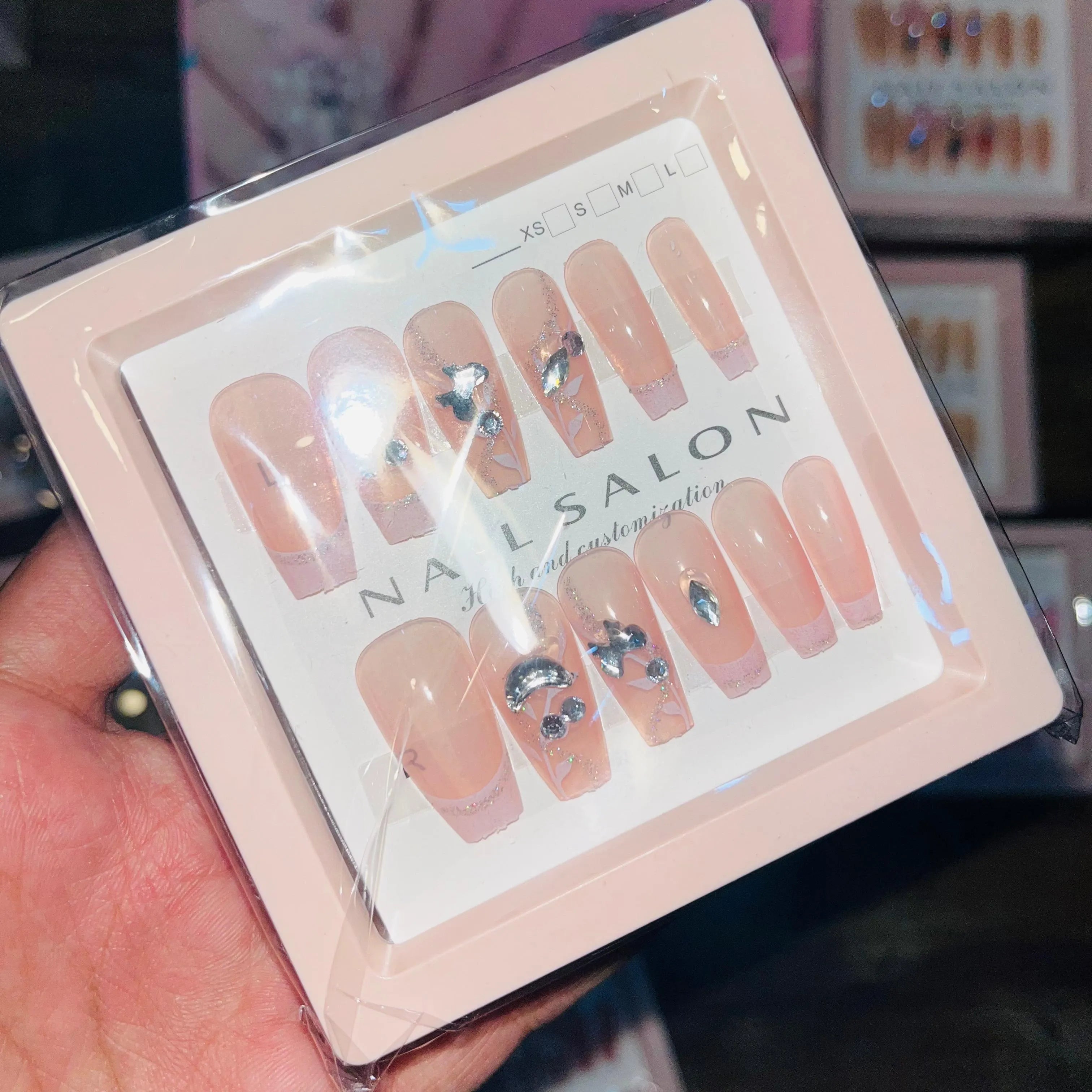 Salon Look Stylish Artifical Nails With Free Stickers(12 Pcs)