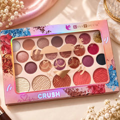 KISS TOUCH Crush Multi Finish Eyeshadow Palette