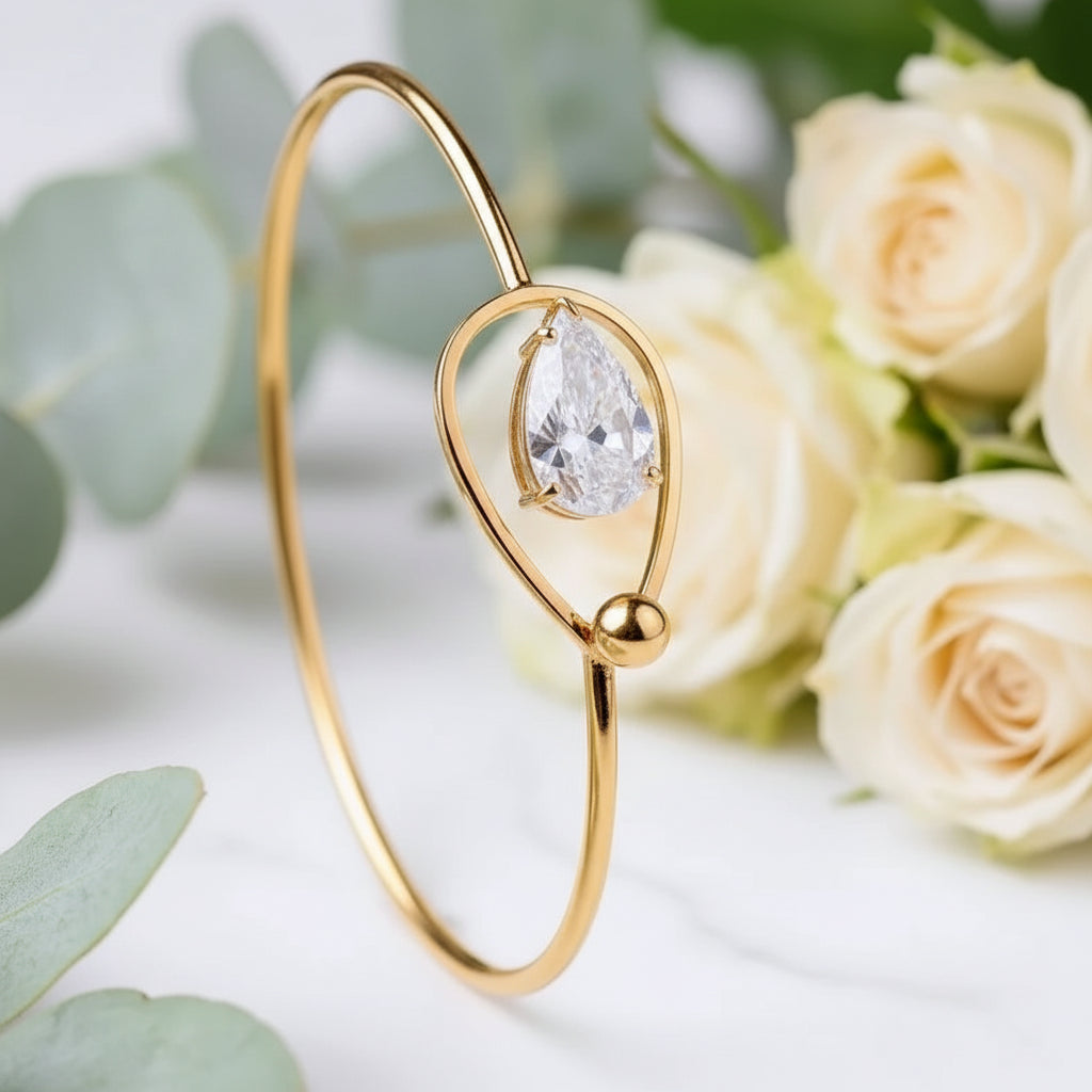 elegant gold-tone wire bangle - Each