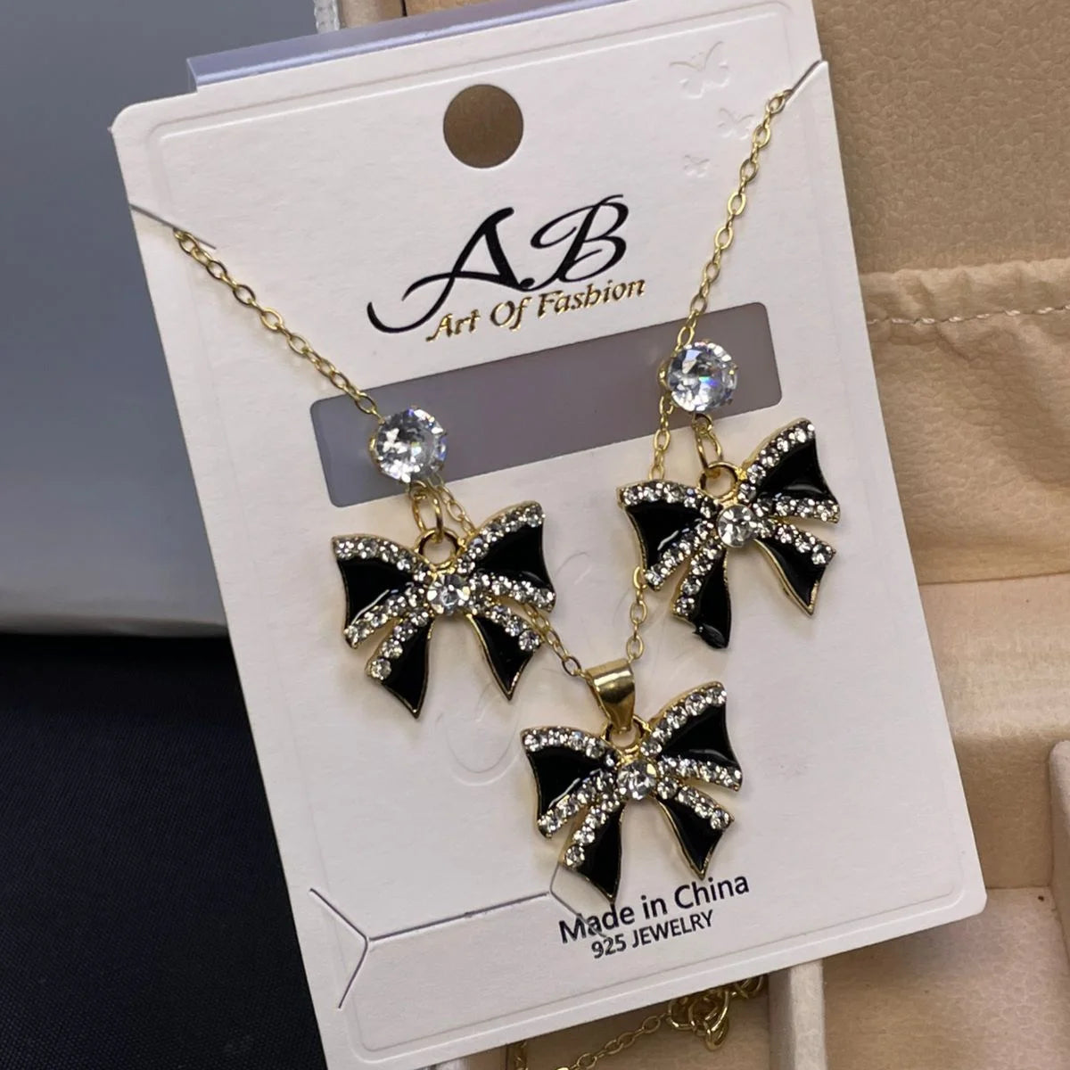 Women’s Necklace & Earrings Set – Each