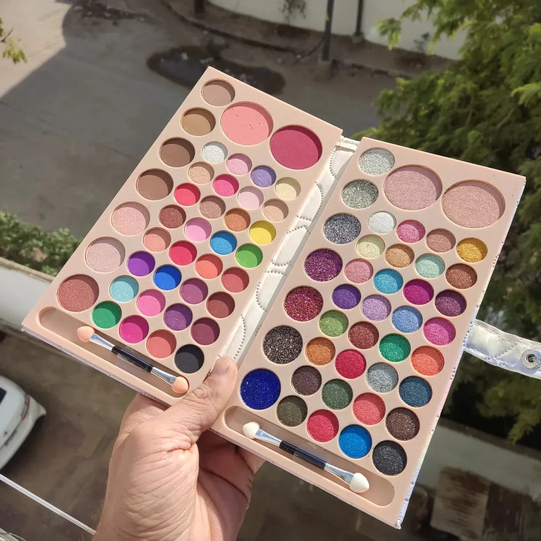 True Match Fit Me Beauty Book All-in-One Folding Highlighter Blush & Eyeshadow Palette