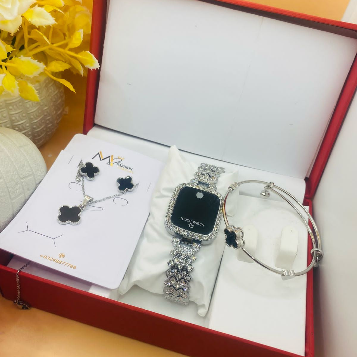Luxury touch LED watch and black clover motif jewelry gift set