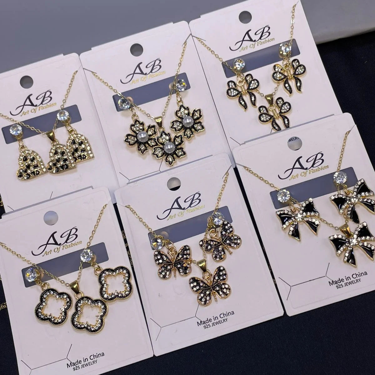 Women’s Necklace & Earrings Set – Each