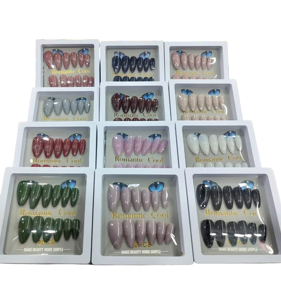 Romantic Cool Catty Eye Artifical Nails