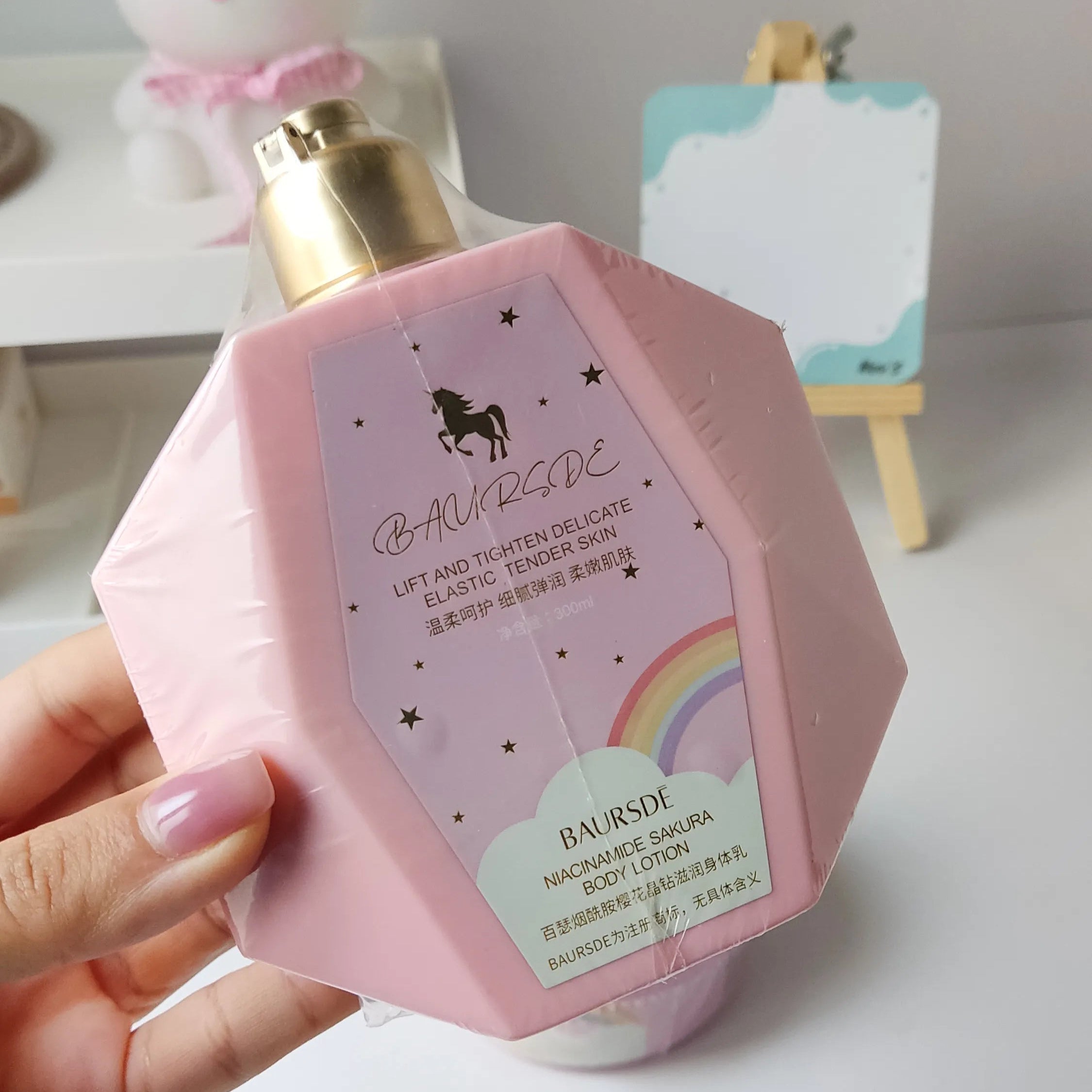 Baursde Unicorn Niacinamide Sakura Body Lotion  - 300ml