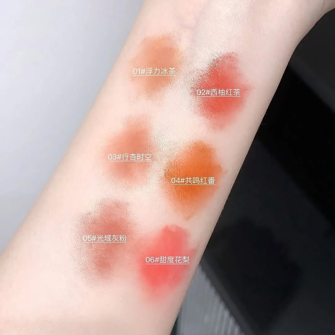 Gege Bear Push Button Lipsticks
